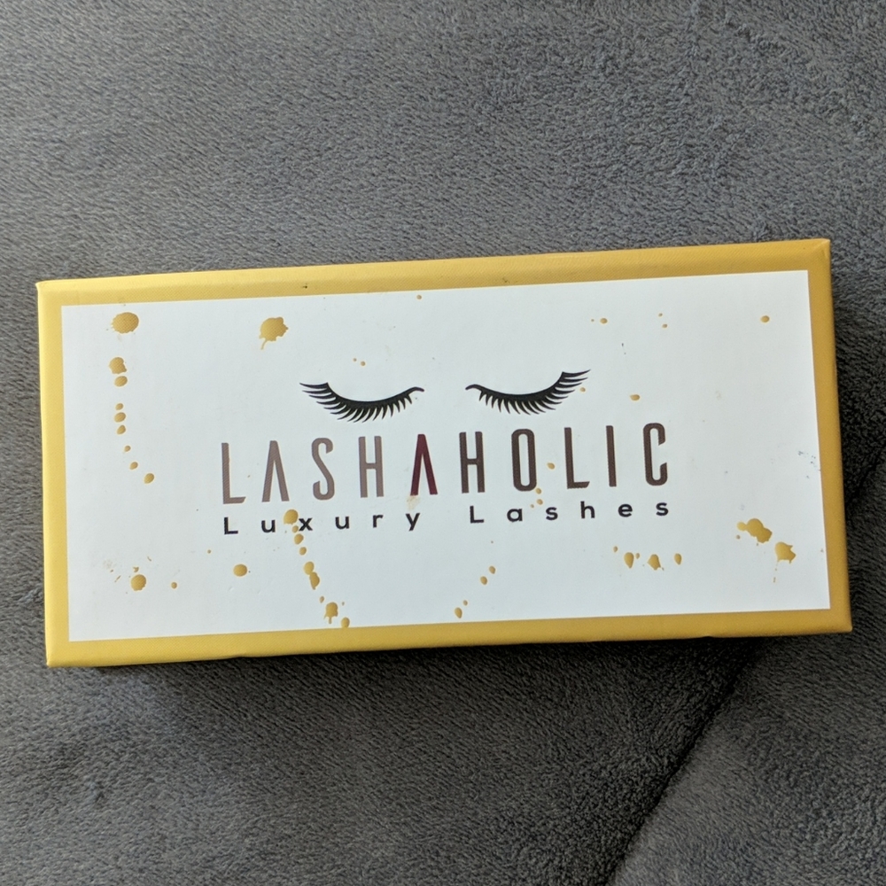 Eyelashes bundle - Picture 3 of 3